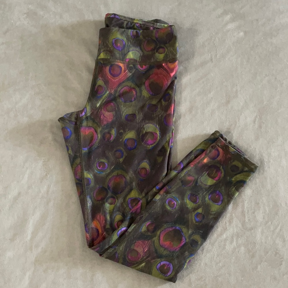 Fabletics Peacock Leggings Size Small